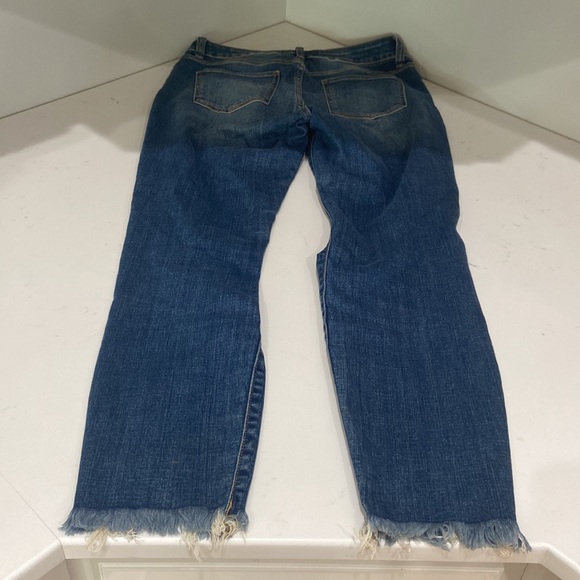 CELLO DISTRESSED DESTROYED RIPPED KNEES HIGH WAIST BLUE JEANS SZ 9 / 29 - Picture 13 of 14